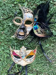 Vintage UNIQUE Mardi Gras Masks PEACOCK & VENICE MUSIC Italian SET 2 💜sj7m5s - Picture 1 of 10