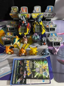 Pokemon Virtual V Trainer Battle - Electronic Toy Nintendo 2002 (LOT 21 PCS) - Picture 1 of 3