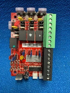 LifeSafety Power C4 Power Controller Modul - Bild 1 von 3