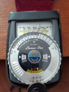 Gossen Luna-Pro Light Meter with Case & Strap Untested - Picture 1 of 6