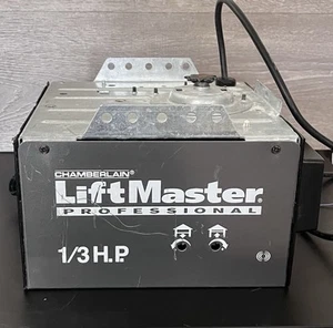 Liftmaster Chamberlain 1/3 Chain Drive Garage Door Opener 1345 DOES NOT WORK - Picture 1 of 6