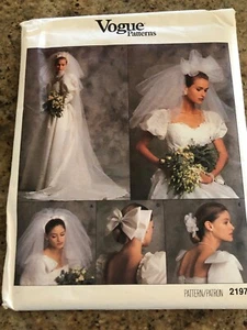 🌺 VOGUE NUPCIAL #2197 - DAMAS NOVIA TRES LARGOS VELO-ARCO Y FLORES PATRÓN FF - Imagen 1 de 2