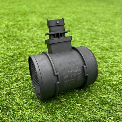 Used Genuine SAAB NG 9-3 05-10MY 1.9TID Z19DT Z19DTH Air Mass Meter 55350048 - Image 1 of 4