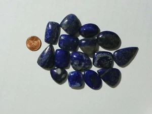 Falscher Lapislazuli 592 Karat Gesamtgewicht 15 Cabs Cabochons Mix Sorten - Bild 1 von 2