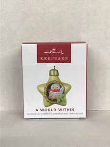 UN MUNDO INTERIOR ~ 8º EN SERIE ~ MINIATURA ~ 2022 Hallmark Keepsake Ornament - Imagen 1 de 1