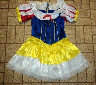 Snow White Dress / Halloween Costume. Sz. Women's Small. Pretty! - Image 1 of 4