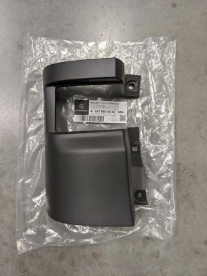 Original OEM Mercedes Benz Metris puerta trasera bisagra inferior envolvente - lado del conductor  Foto 1 de 2