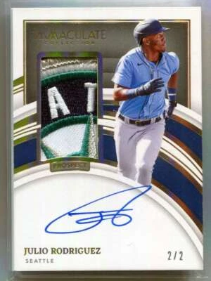 2022 Immaculate Autographs Julio Rodriguez Rookie Mariners Logo Patch Auto 2/2 - Image 1 of 2