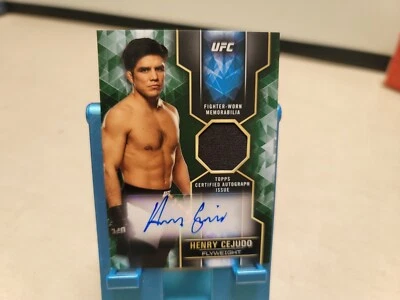2017 Topps UFC Knockout Autograph Green Relic Card #/50 Henry Cejudo Auto t9706 - Image 1 of 4
