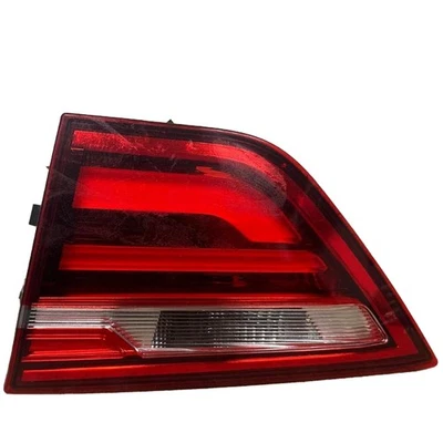 Luz trasera lateral del pasajero montada en el portón trasero para BMW X4 2015-2018 3,0 L Foto 1 de 4