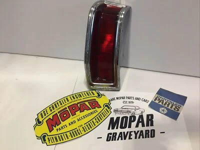 Conjunto de luz trasera Plymouth Valiant 1973 carcasa cementerio mopar 3679263 Foto 1 de 4