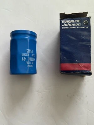 OEM BRP, Johnson Evinrude OMC 3010449 New OEM Capacitor 39000 Uf EV6 - Image 1 of 2