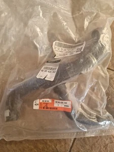 GENUINE RENAULT CLIO 3 SPORT RS 197 200 COOLANT RADIATOR HOSE PIPE 8200435783 - Picture 1 of 3