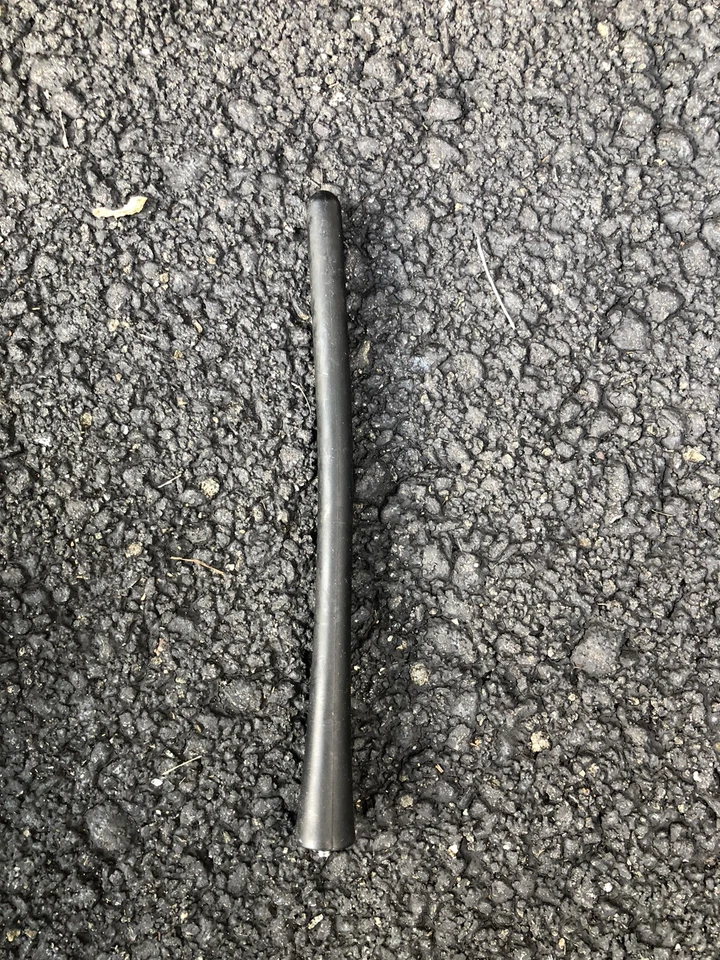 Antena de techo atornillada Subaru Forester 2014-2016 para radio gris oscuro OEM EN MUY BUEN ESTADO Foto 1 de 1