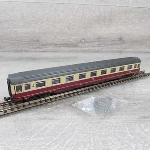 ROCO 2261B - Spur N - DB - Personenwagen 1.Klasse - #AP8759 - Picture 1 of 10