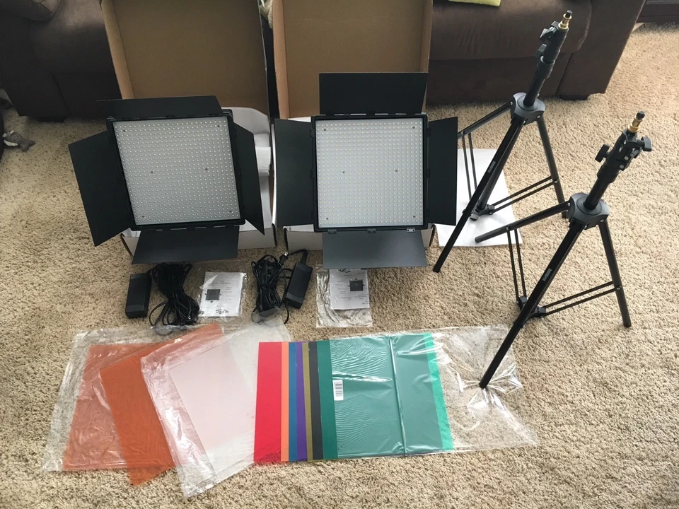 KITS DE PAINEL DE LUZ LED STUDIO PRO TWO PREMIUM DAYLIGHT com SUPORTES/GÉIS NOVO - Imagem 1 de 4