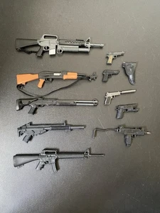 (D) Lot Of 11 Toy Weapons For 12” 1/6 Scale Action Figures Mixed Models - Picture 1 of 1