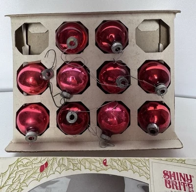 Caja de 10 adornos navideños de vidrio rojo vintage SHINY BRITE - 1 1/2 pulgadas Foto 1 de 4