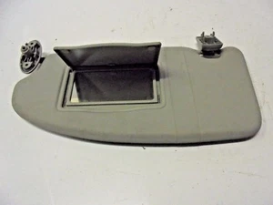 FORD FOCUS MK2 04-10 PASSENGER SIDE FRONT SUN VISOR AND MIRROR - Picture 1 of 1