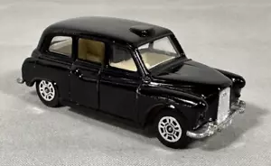 Corgi London Taxi suicide doors Made in Great Britain Vintage 1:64 Scale Diecast - Picture 1 of 13