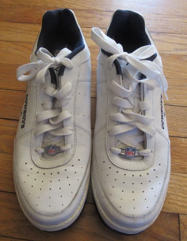 VINTAGE REEBOK NFL SNEAKERS SIZE 12 ORIGINAL DALLAS COWBOYS FOOTBALL SHOES Cover