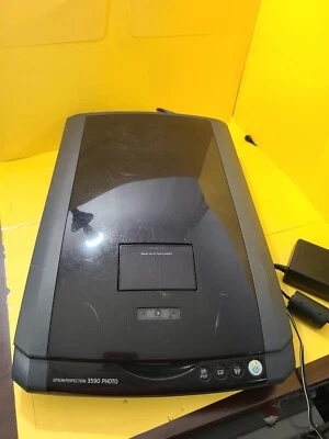 Epson Perfection 3590 Photo Color Scanner 35mm Auto Film Loader -For PARTS - Image 1 of 4