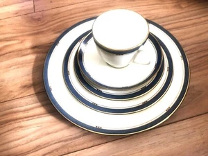 5 Piece Place Settng Pfaltzgraff Hampton American Bone China (3 available) USA - Picture 1 of 6