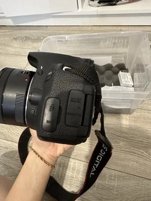 Canon EOS 700D - Bild 1 von 3