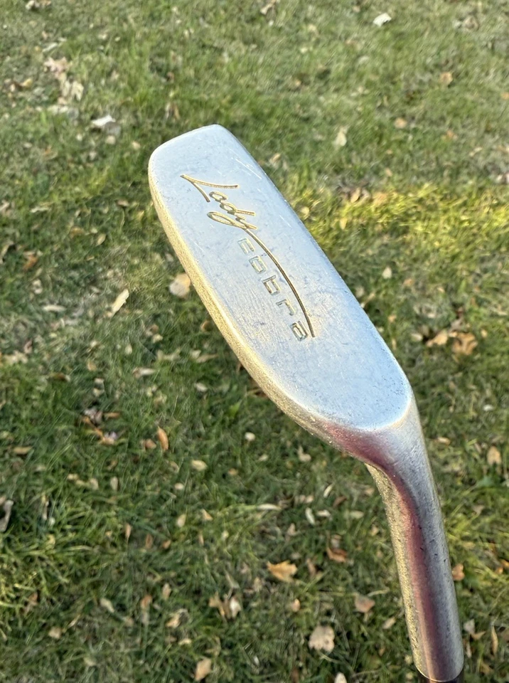 Lady Cobra Napa Style Heel Putter Long Neck Graphite 34” RH - Image 1 of 4