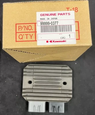 09-12 Kawasaki ZX6R 08-10 ZX10R OEM Reg/Rect набор 999990377 - Изображение 1 из 4