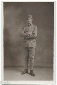 DA656 Carte Postale Photo vintage RPPC Militaire 9ème uniforme - Imagen 1 de 1