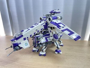 LEGO Star Wars: Genuine Custom MOC 187th Battalion, Republic Dropship & AT-TE - Picture 1 of 10