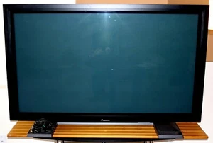 Pioneer 60" Professional Display TV PDP-607CMX Plasma HD Monitor Gaming - Picture 1 of 7