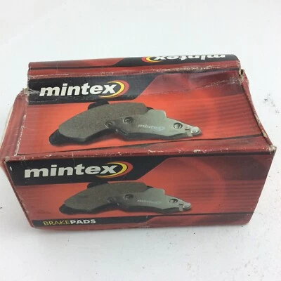 Pastillas de freno de disco delanteras - Mintex #MDB1585 / D927 - Se adapta a Mercedes-Benz Foto 1 de 4