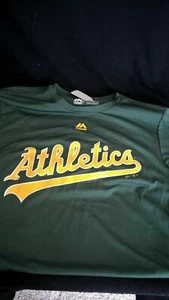 Oakland Athletics Majestic Evolution Tee Youth Large A599 - Picture 1 of 3