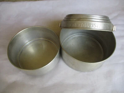 Sigg Tourist, 2 pots and a lid, Small pot nice, Large pot & lid beat up - Image 1 of 4