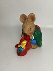 Russ Berrie & Co Inc Figurine Rabbit Item Number 9001 Made In Taiwan Bx1
