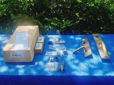 Juego de palancas de puerta de entrada con llave de latón para zurdos Signature Hardware Aurick *LEER* Foto 1 de 4