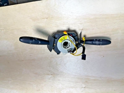 2012-2013 FIAT 500 TURN SIGNAL WIPER CONTROL SWITCH W/ CLOCK SPRING OEM - Image 1 of 4