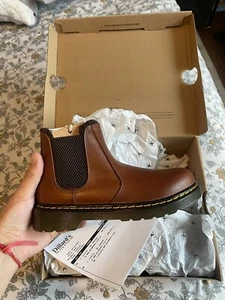 Doctor Marten 2976 Boots Size 1 US Girls - Picture 1 of 6