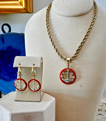 Nuevo $125 HEIDI DAUS Anclas Náuticas Aretes Esmalte Rojo Cristales Transparentes Foto 1 de 4