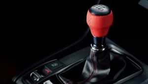 JDM Honda Civic type R Aluminum & Leather Shift Knob FK8 Car Parts from JAPAN - Picture 1 of 1
