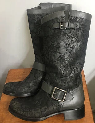 Valentino Botas Moto Gris Oscuro Floral Encaje Sobre Cuero Hebilla Correa Talla 37.5 Foto 1 de 4