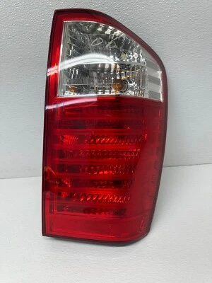 2010 2014 KIA SEDONA ЗАДНИЙ ПРАВЫЙ ПАССАЖИРСКОЙ СТОРОНЕ ЗАДНИЙ ФОНАРЬ OEM 200608 - Изображение 1 из 4