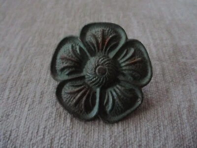 (1) Vintage Heavy Metal Push Pin Curtain Tieback - Image 1 of 4