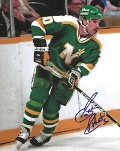 Signed 8x10 GORDIE ROBERTS Minnesota North Stars Photo w/ Show Ticket - Picture 1 of 1