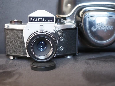 sehr schöne Exakta VX 500 mit Meyer Optik Görlitz Domiplan 2.8/50 No. 4427762 - Bild 1 von 4