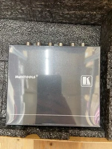 Kramer VP-2K 1:2 UXGA / Audio Distributor  - Picture 1 of 2