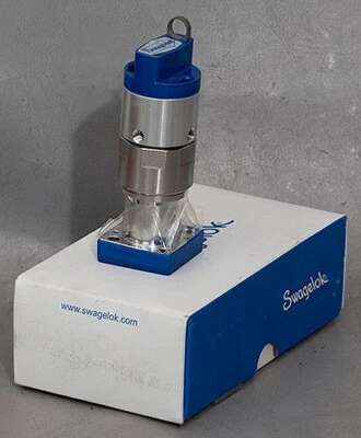 NEW Swagelok 6LVV-MSM-DPE-W2-P 1.125" W-Seal 2-Port Manual Diaphragm Valve, ASM - Image 1 of 3