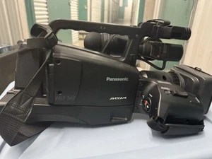 Panasonic AGHMC40P 3Mos Avccam Handheld Camcorder - Black - Picture 1 of 4